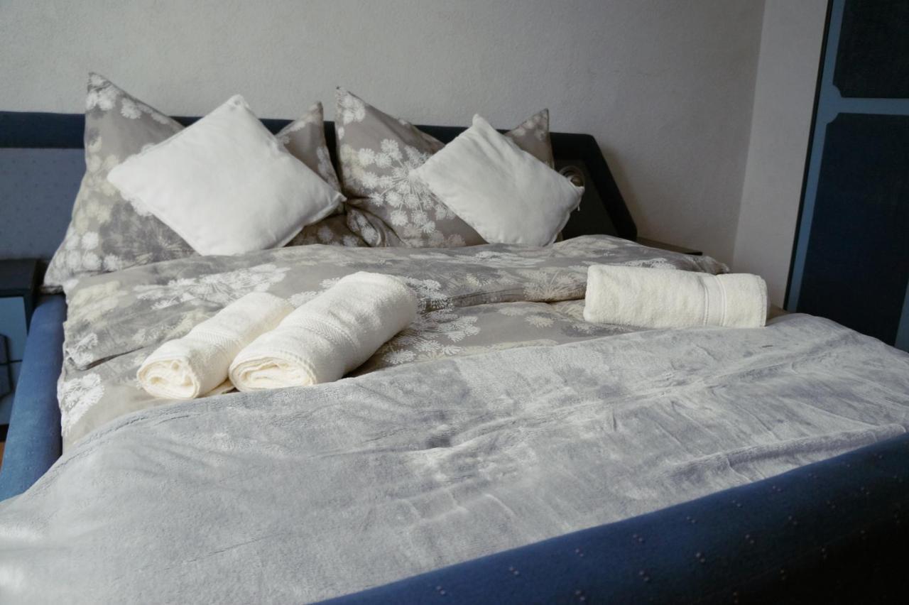 Guest House Lona 골루바츠 외부 사진