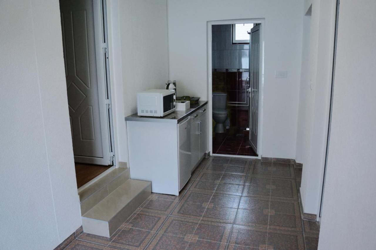 Guest House Lona 골루바츠 외부 사진